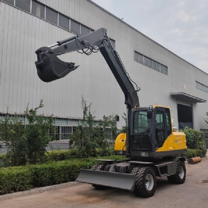 100型輪式挖掘機(jī)