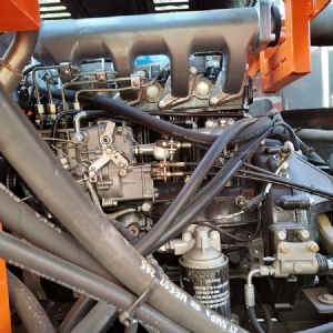 75型輪式抓木機